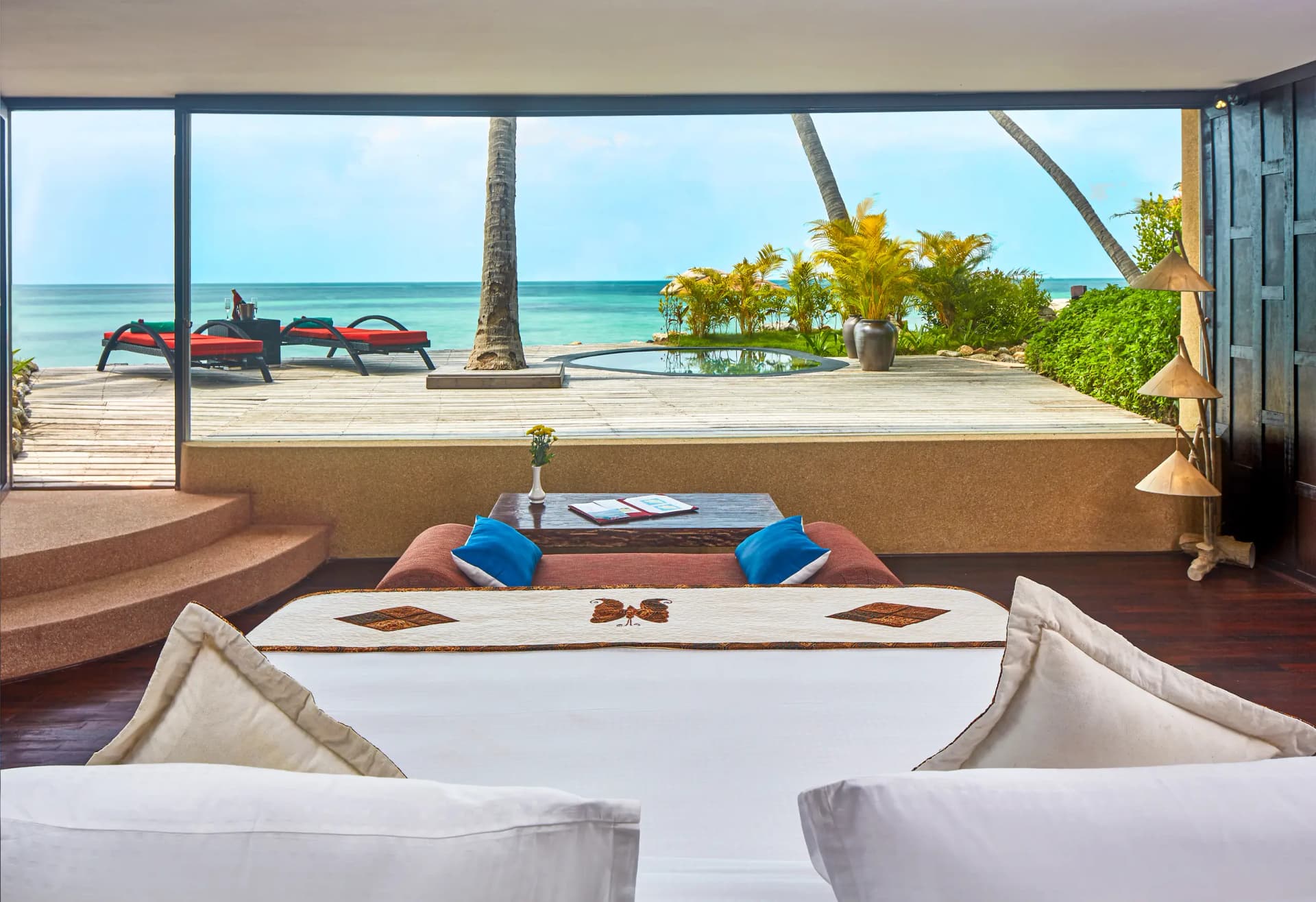 Deluxe Beach Front Pool Villa