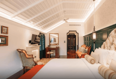 Romantic Lanna Corner Suite