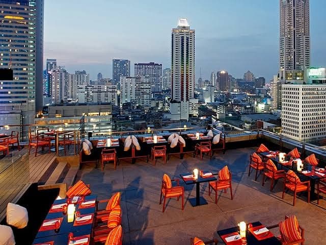 Centara Watergate Pavillion Hotel